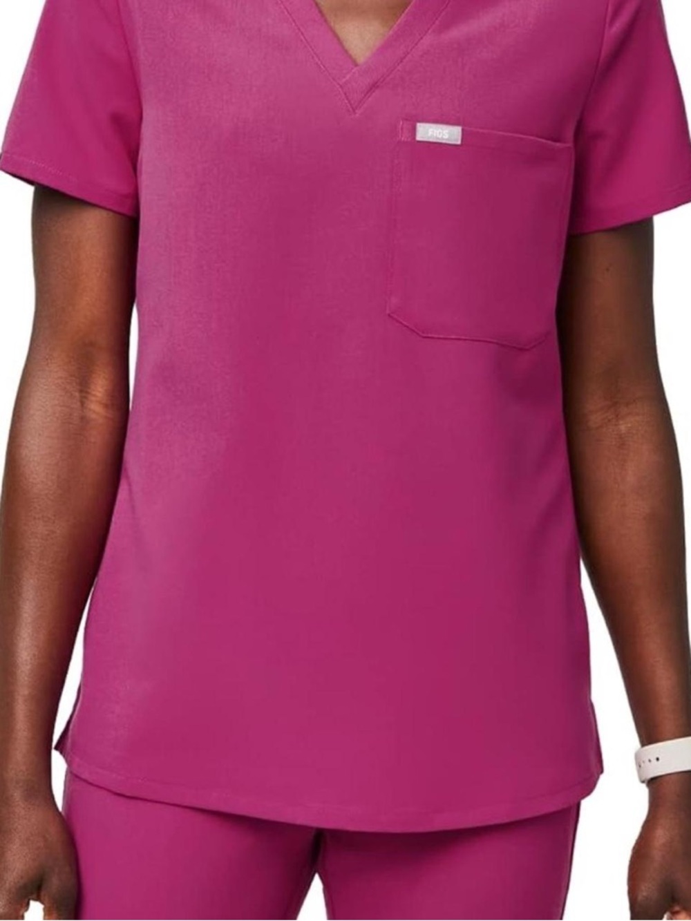 Figs Women's Catrina Short-Sleeve V-Neck Top in RASPBERRY